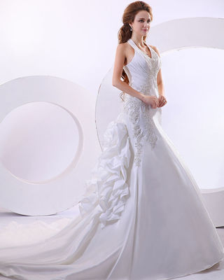 Sexy Deep V Halter Neck Vestidos de casamento com cauda longa vestidos de casamento